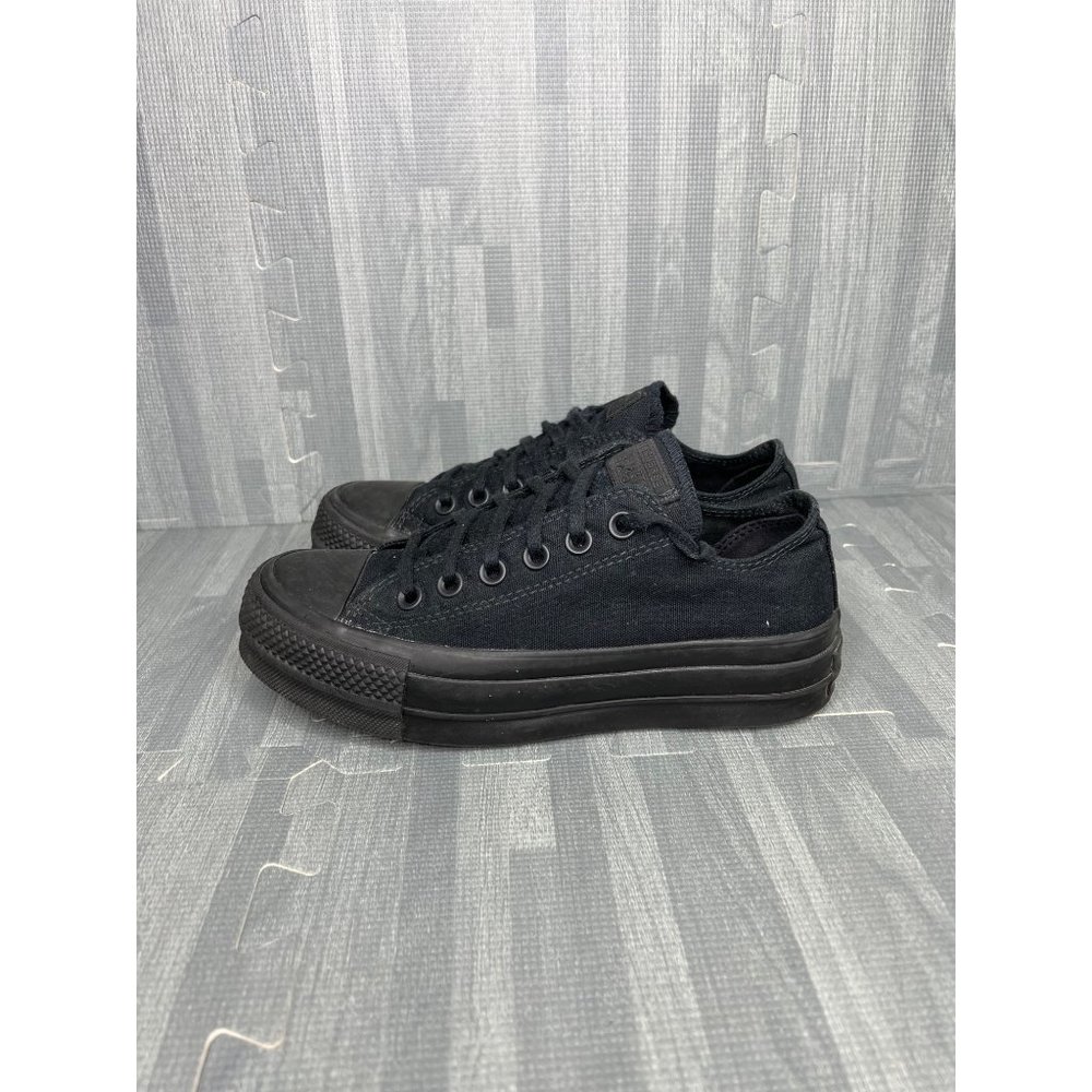 Converse Chuck Taylor All-Star Platform Ox  Sneakers Triple Black Women Size 6